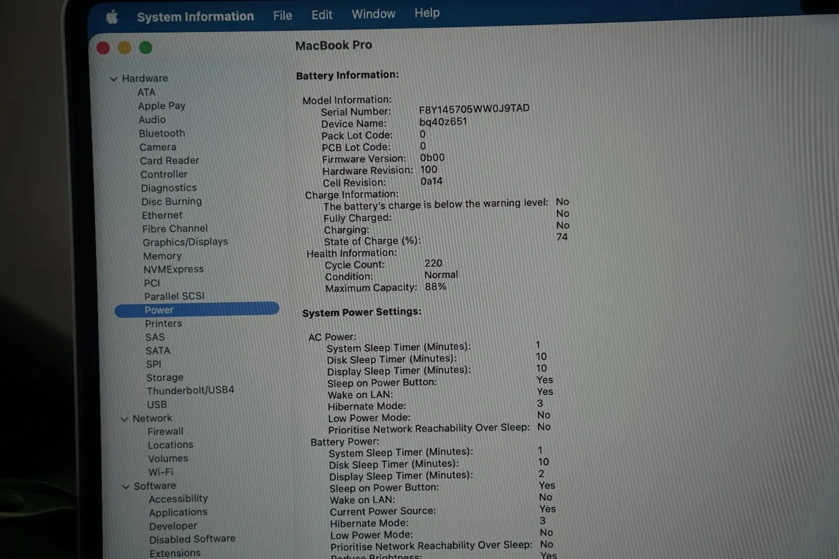 MacBook Pro 16" 2021 M1 Pro | 16GB | 512GB - Image 3