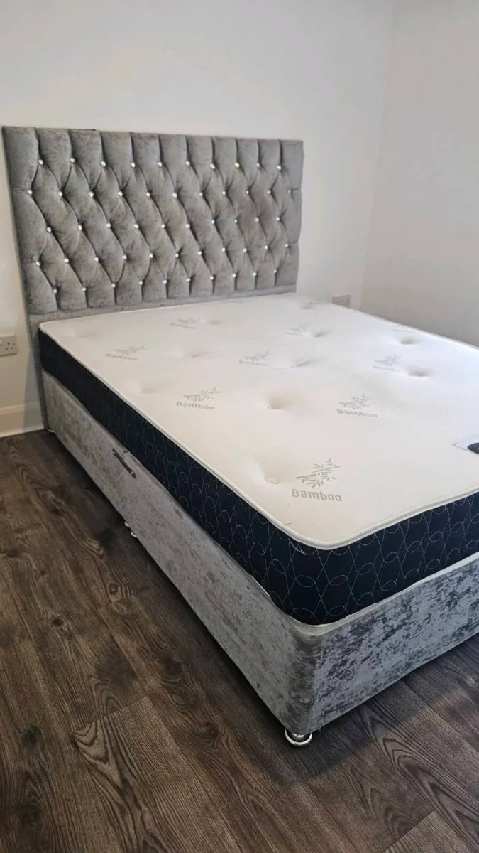 Kingsize bed - Image 1