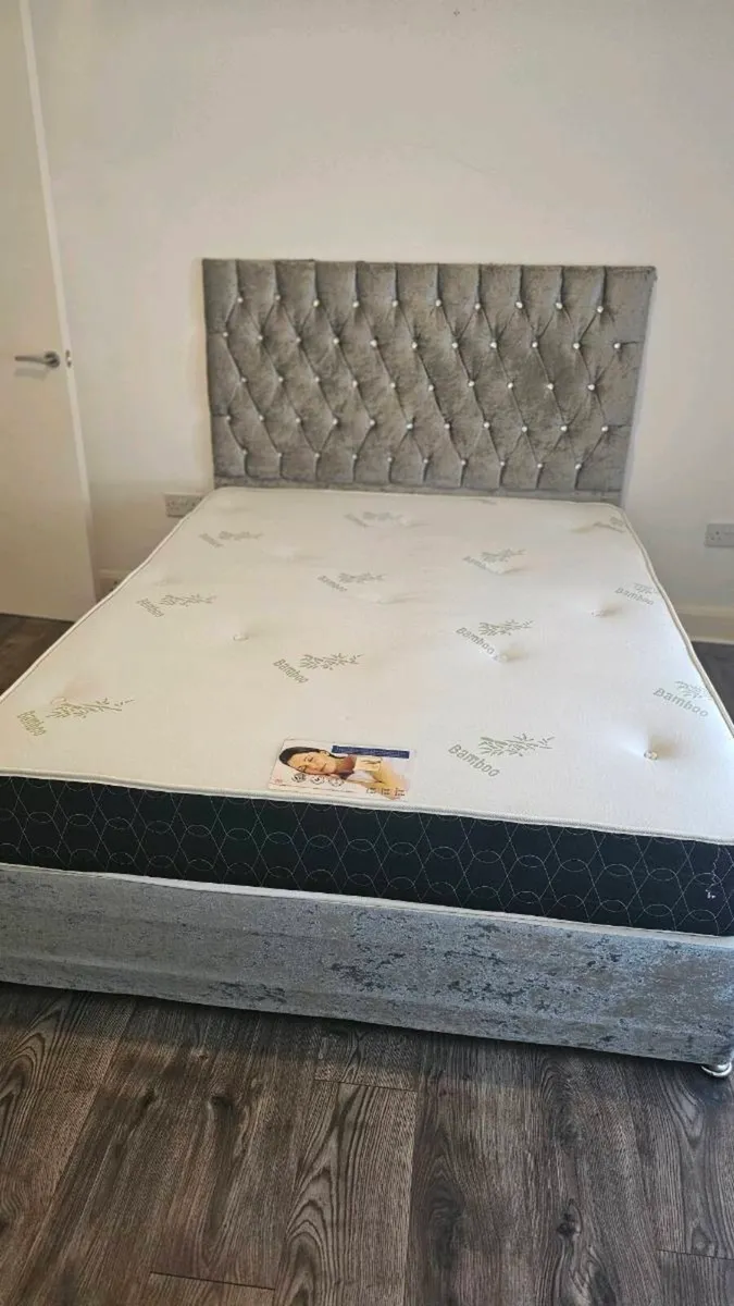 Kingsize bed - Image 2