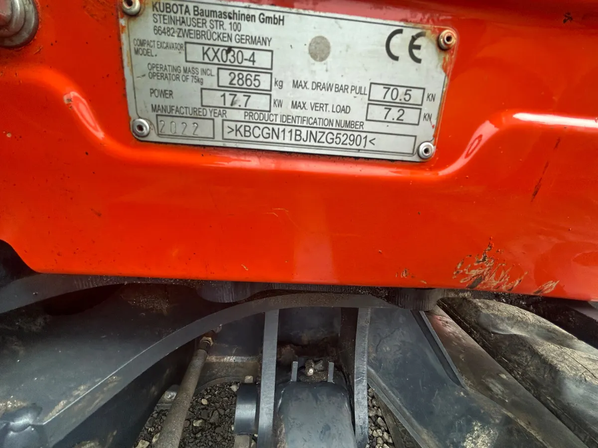 2022 Kubota KX030-4 Digger - Image 2
