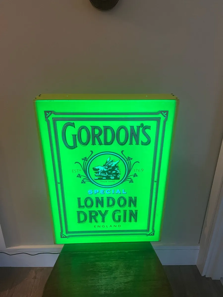 Vintage Gordon’s London Dry Gin Illuminated Sign - Image 4