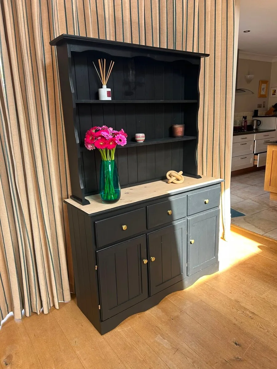 Compact kitchen dresser - Image 4
