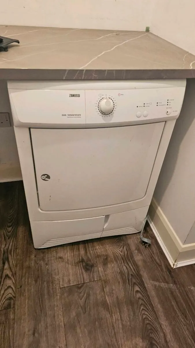 Condenser tumble dryer - Image 1
