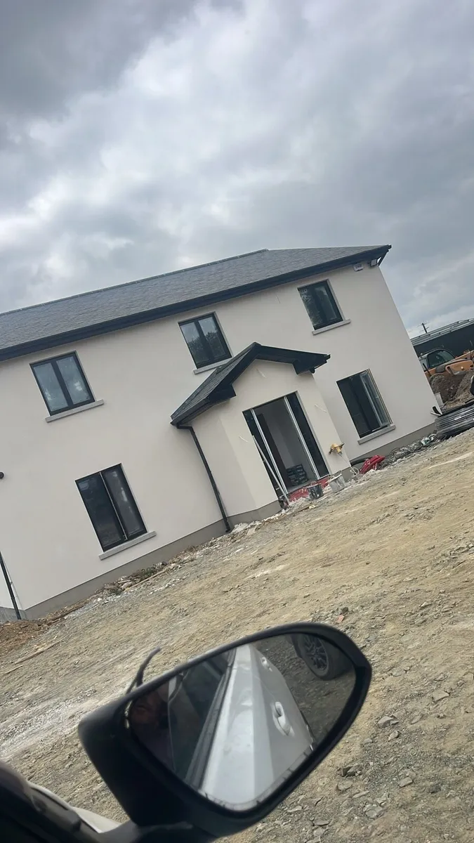 Plasterer available - Image 1