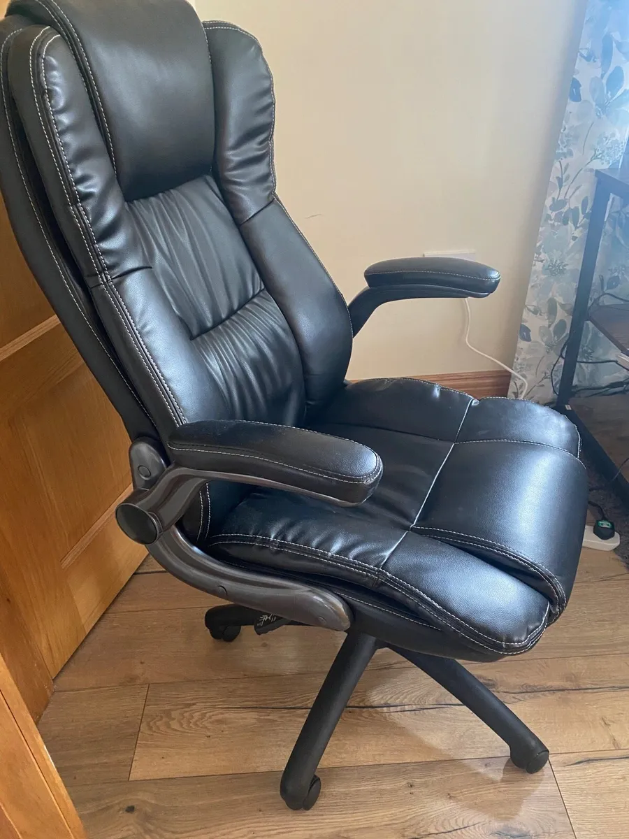 Office Chair - Image 1