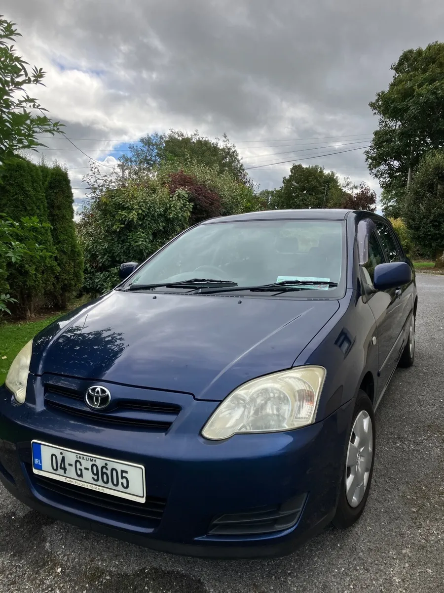 Toyota Corolla 2004 - Image 2