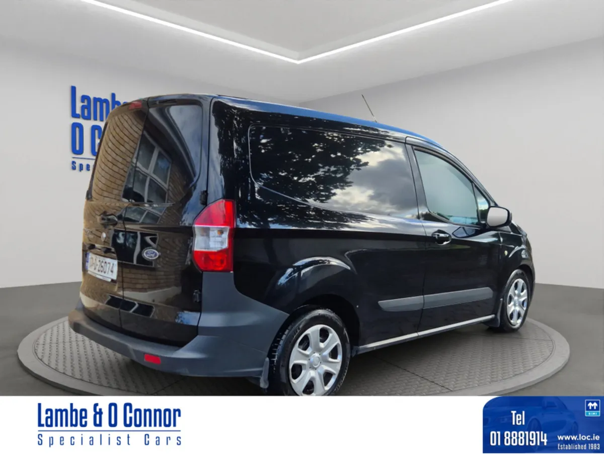 Ford Transit Courier TREND 1.5 TD **** 1 OWNER *** - Image 4