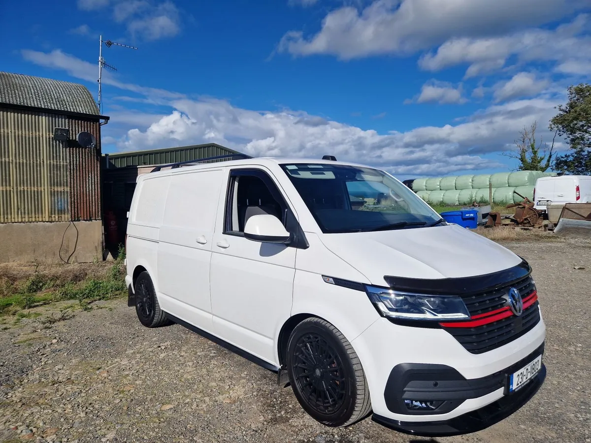 Volkswagen Transporter 2023 - Image 3