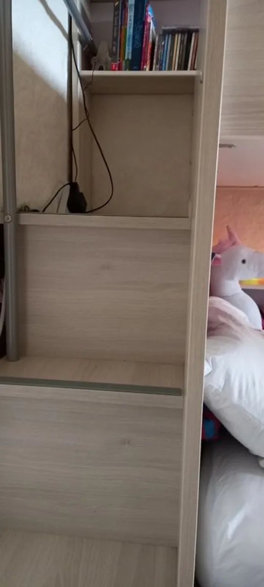 Triple Bunk - Image 4