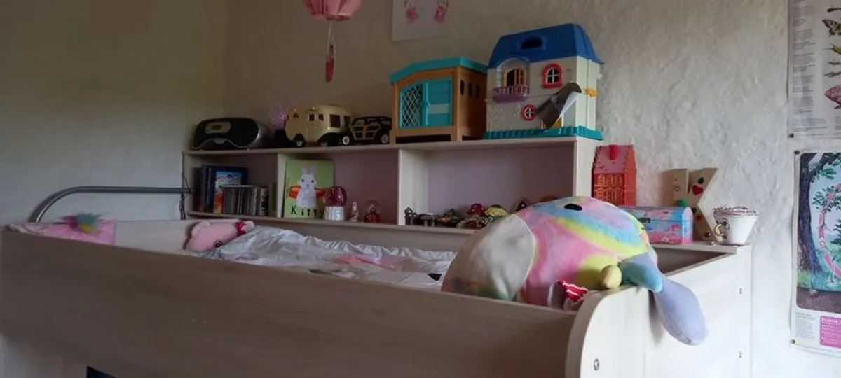 Triple Bunk - Image 3