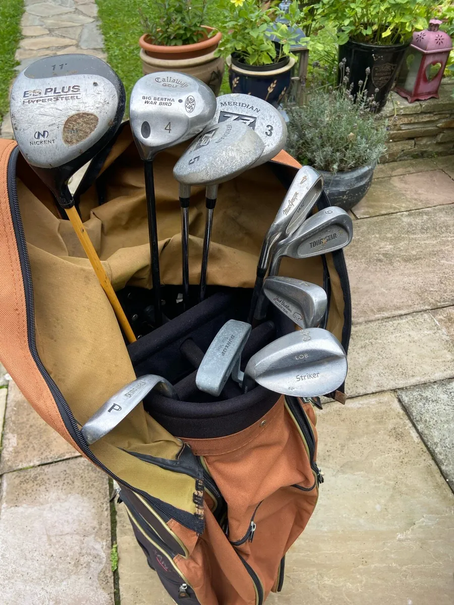 Left. Handed.   Golf. Clubs. &. Bag - Image 2