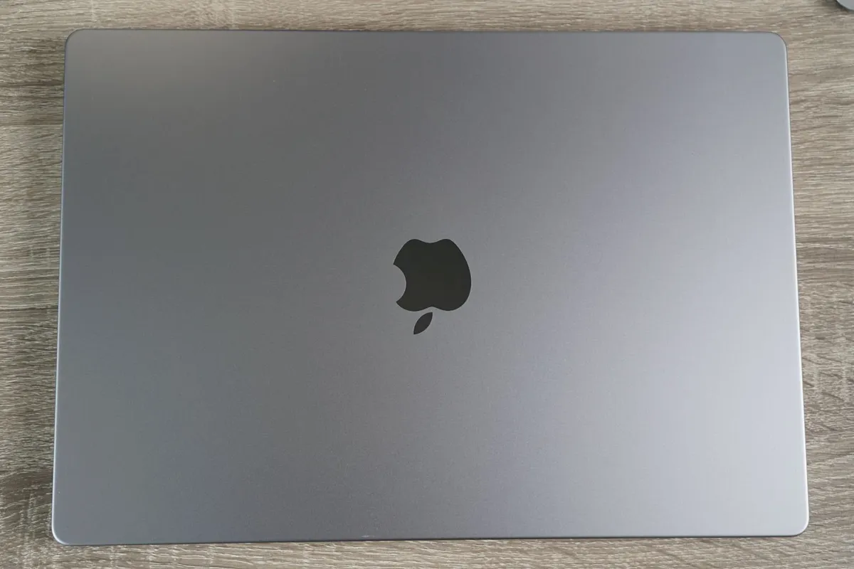 MacBook Pro 16" 32GB | 2021 | M1 Pro | 512GB - Image 4