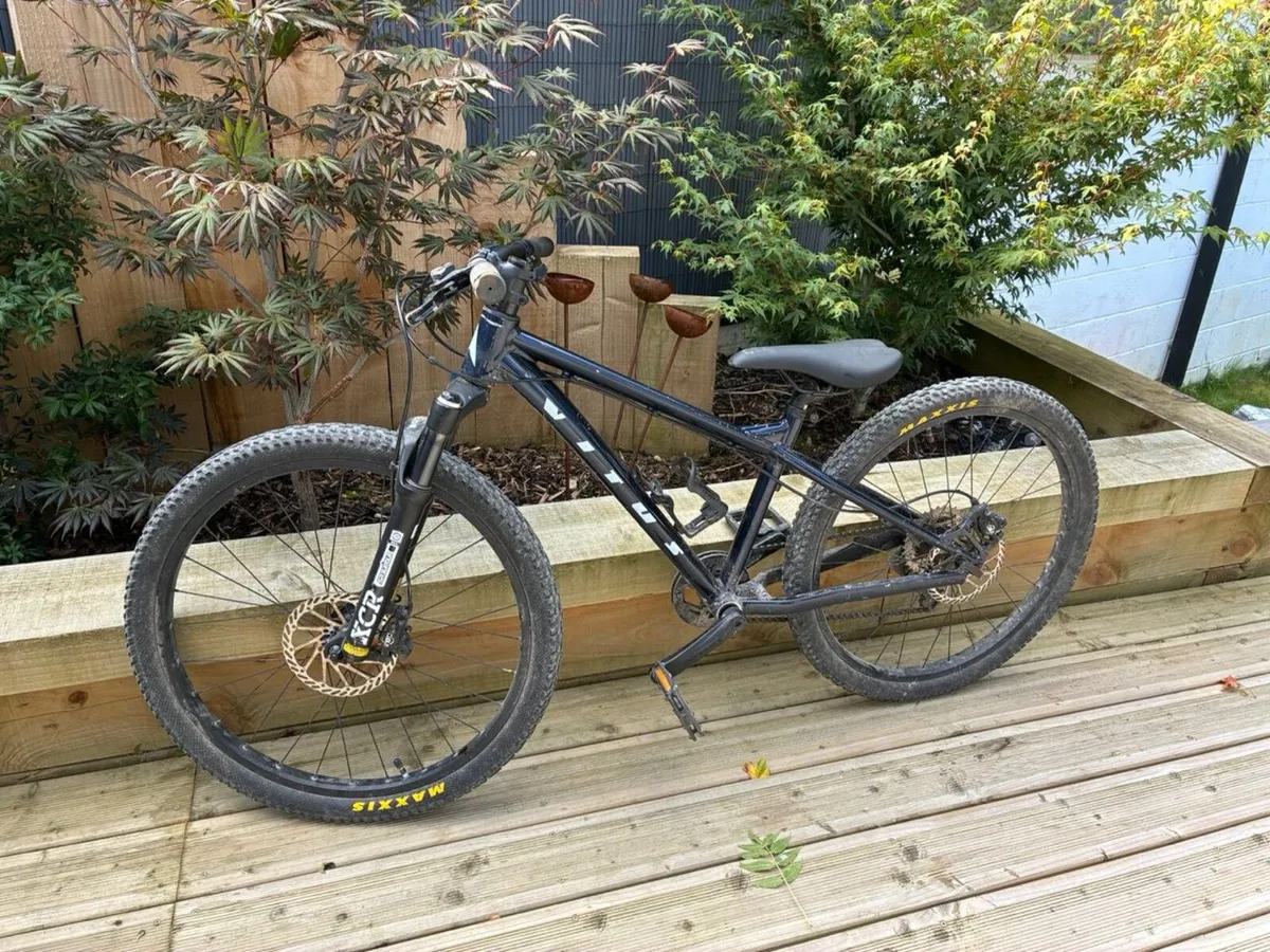 Vitus 24 Kids MTB, Air Fork, Hydraulic disc brakes - Image 1