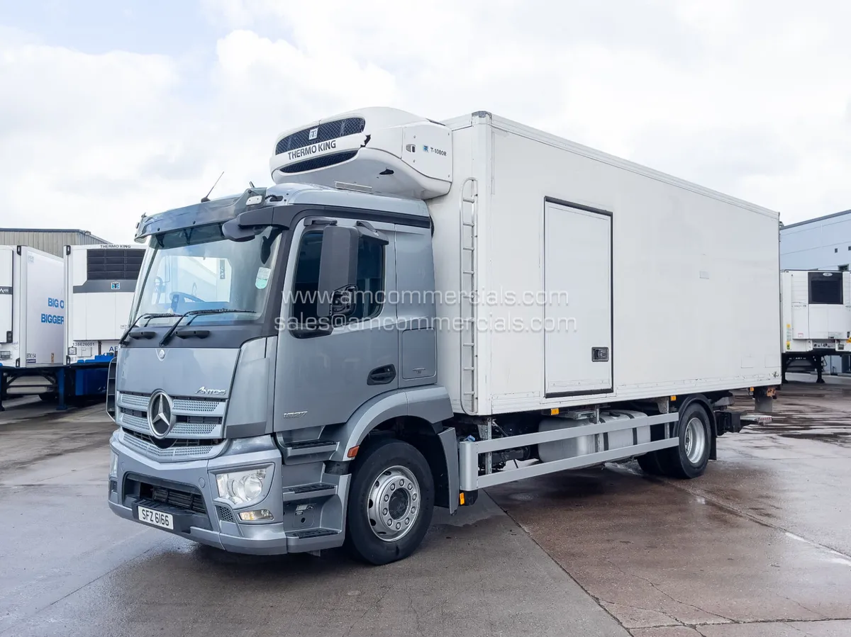 2014 MERCEDES-BENZ ANTOS 1827 18T FRIDGE TRUCK - Image 3