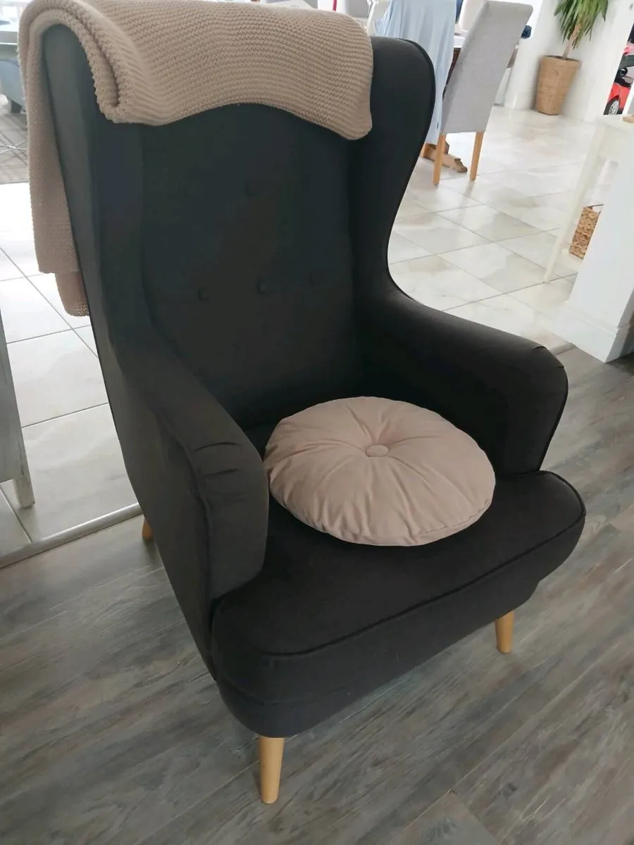 Armchair - Image 1