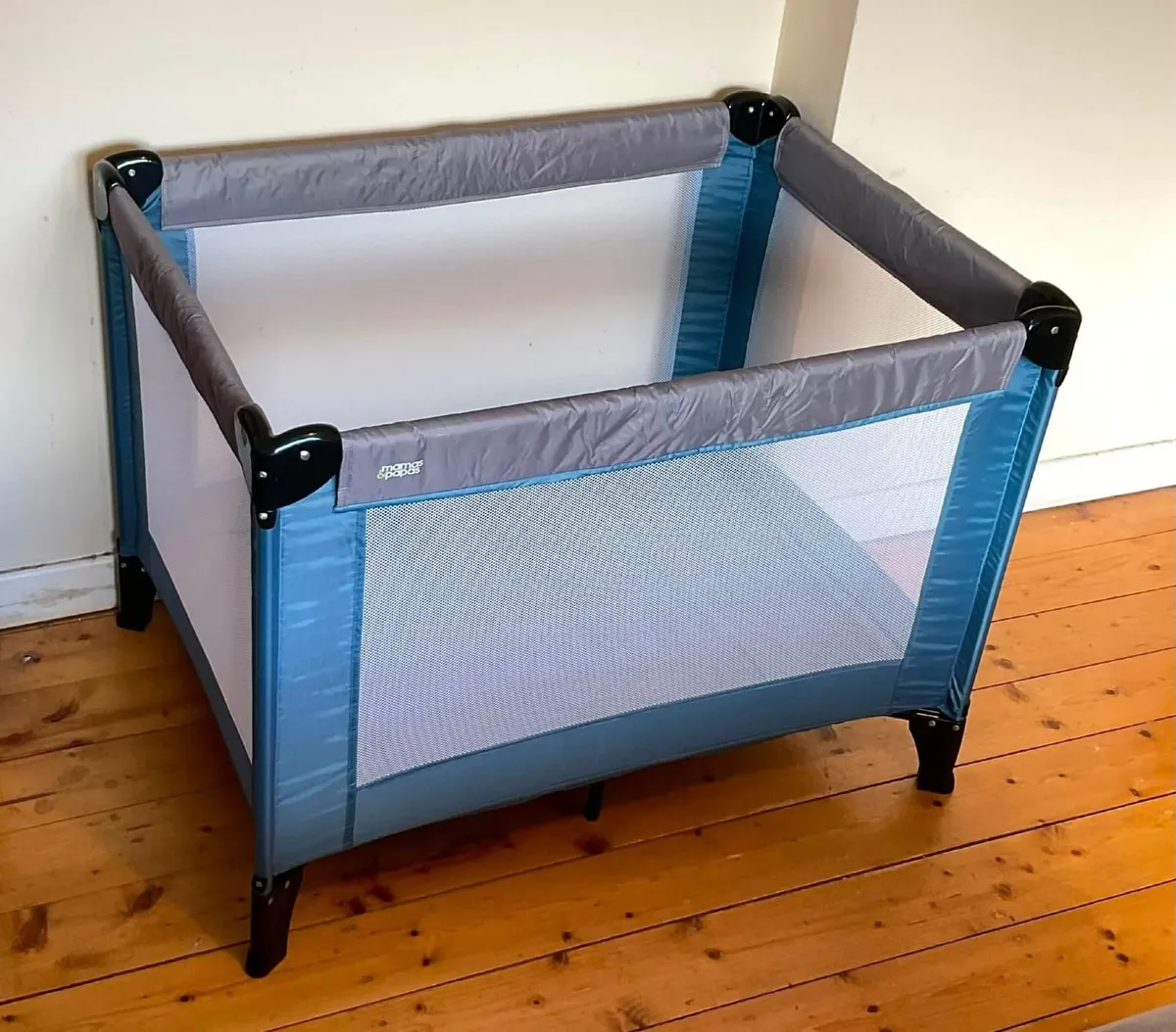 Mamas & Papas Travel Cot With Mattress & Carry Bag - Image 2