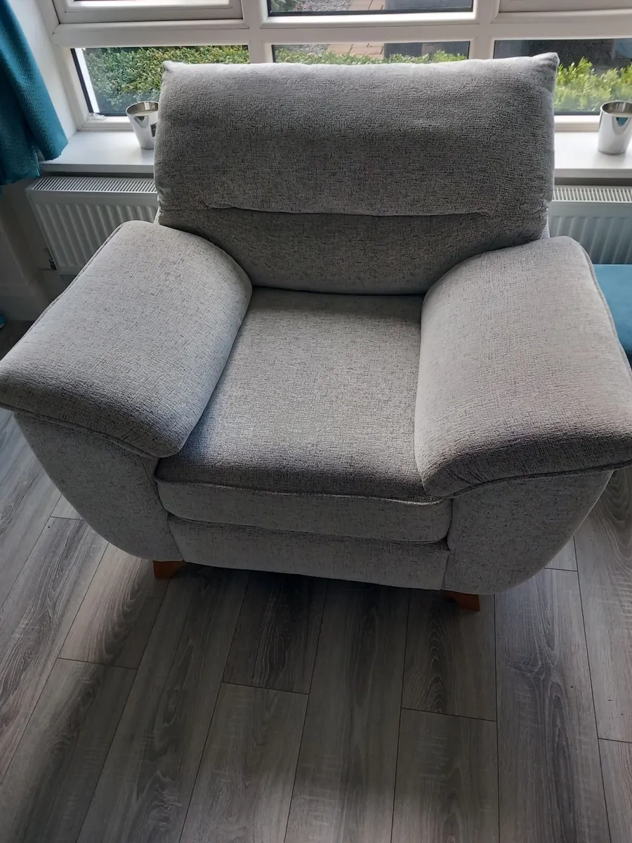 2 2 1 sofa - Image 1