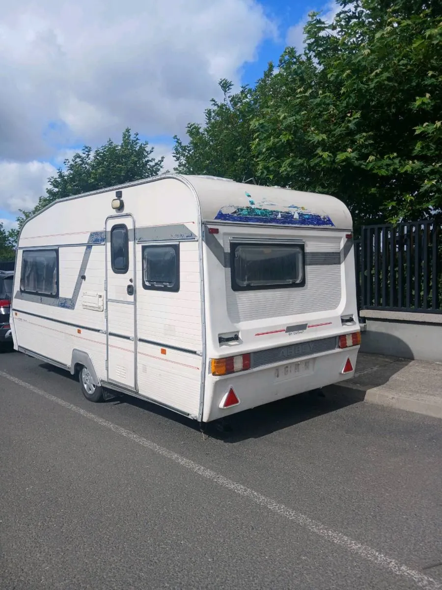 Caravan - Image 3