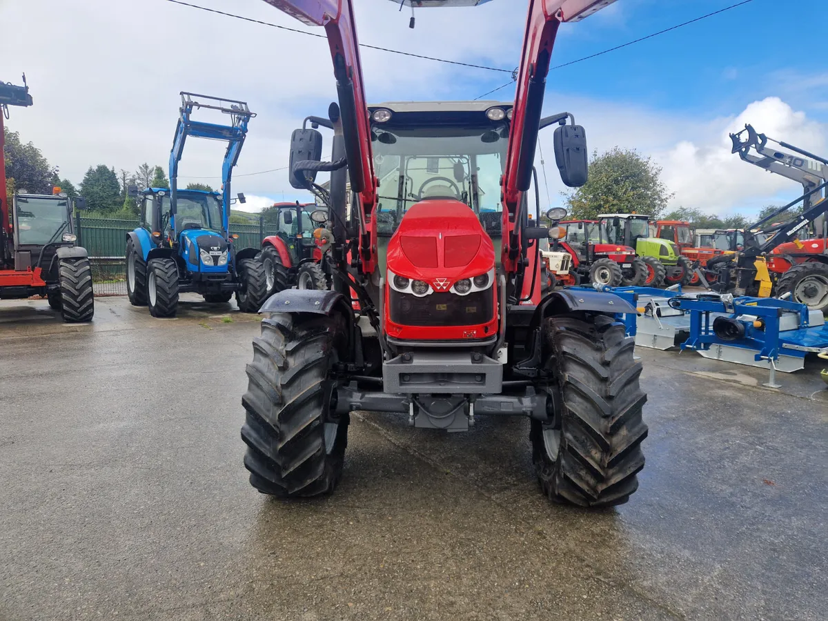2019 Massey 5712s - Image 3