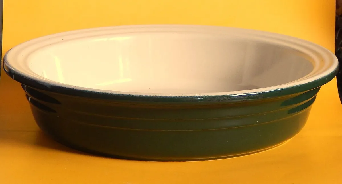 Le Creuset Stoneware Dish - Image 1