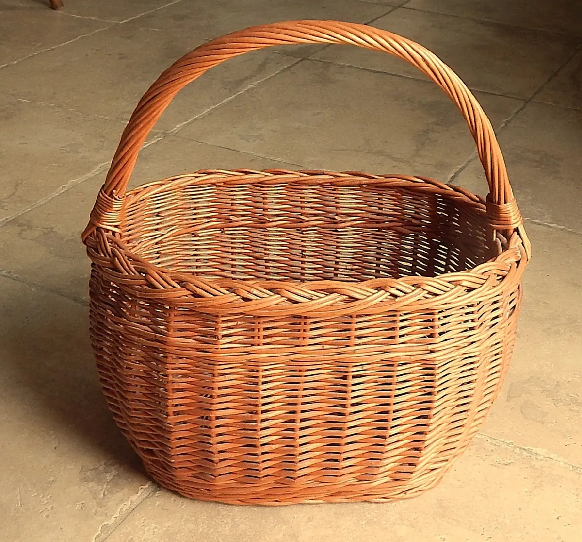 Traditional Wicker Shopping Basket - Image 1