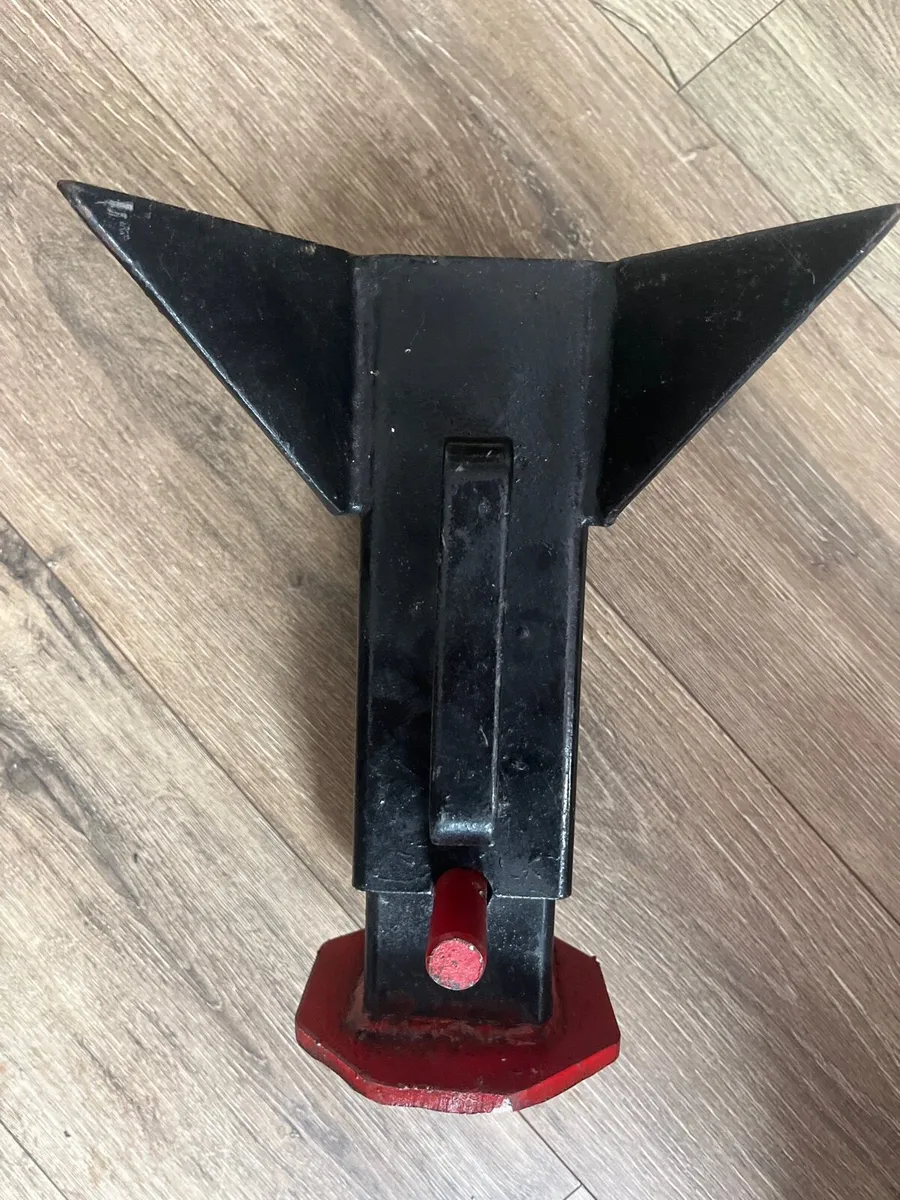 For sale car jack - Image 3