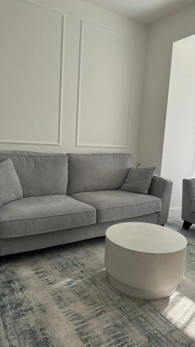 Sofa Set - Excellent Condition - Image 2