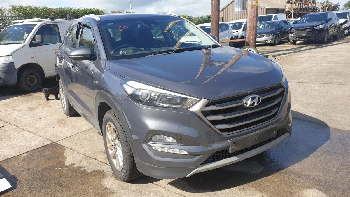*For parts* Hyundai Tucson, 1.7 dsl 6 speed (2017) - Image 1