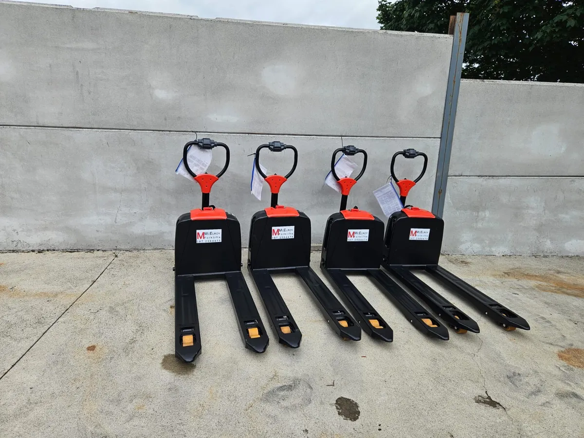 Fully electric pallet trucks and pallet stackers - Image 2