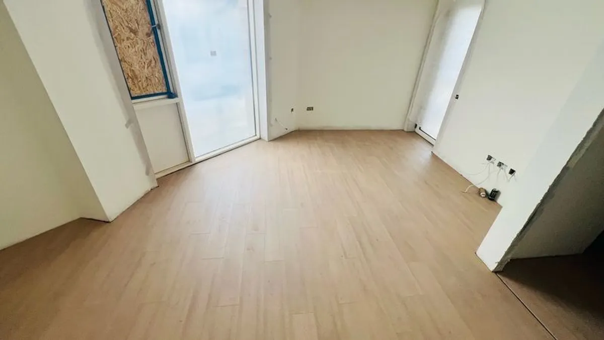 Professional Laminate Flooring Fitting - Image 4