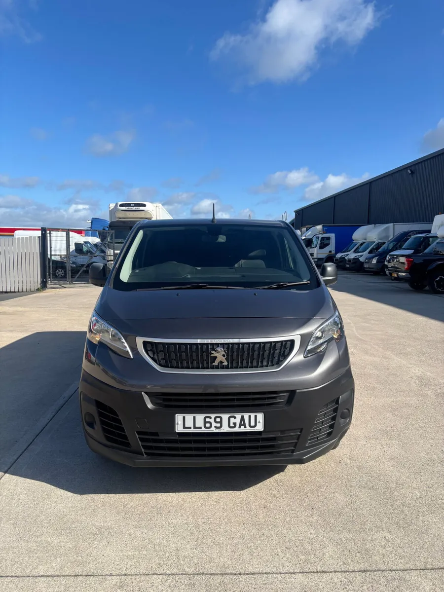December 2019 Peugeot Expert Professional L1 - Image 2