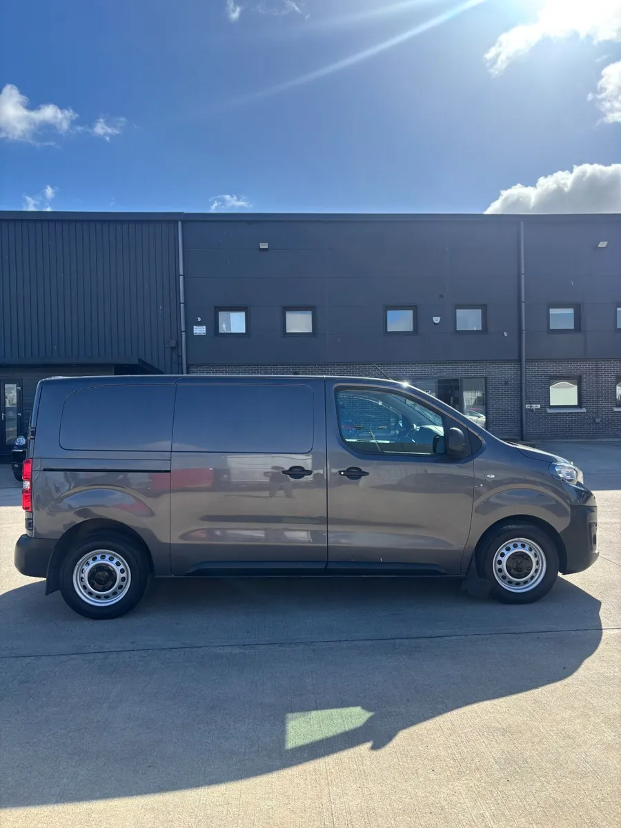 December 2019 Peugeot Expert Professional L1 - Image 3