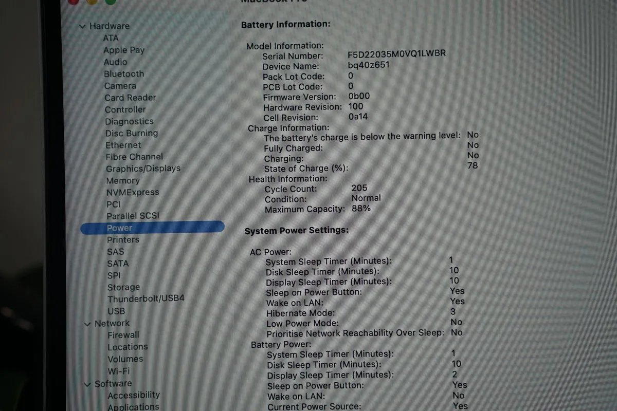 MacBook Pro 16" 2021 M1 Pro | 16GB | 512GB - Image 3