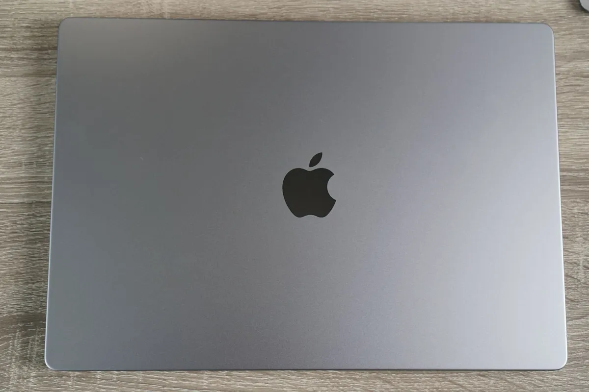 MacBook Pro 16" 2021 M1 Pro | 16GB | 512GB - Image 4