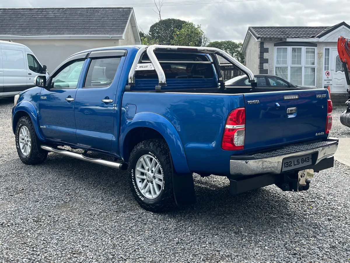 2013 TOYOTA HILUX 3.0 INVINCIBLE AUTO - Image 3