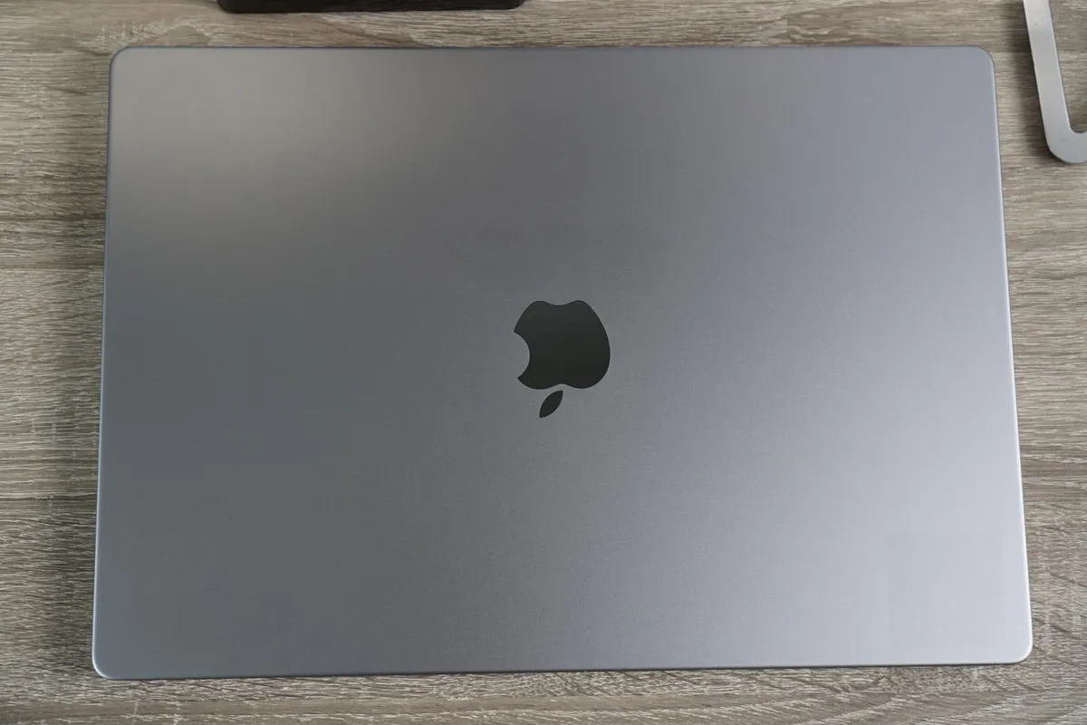 MacBook Pro 16" 2021 M1 Pro | 16GB | 512GB - Image 4