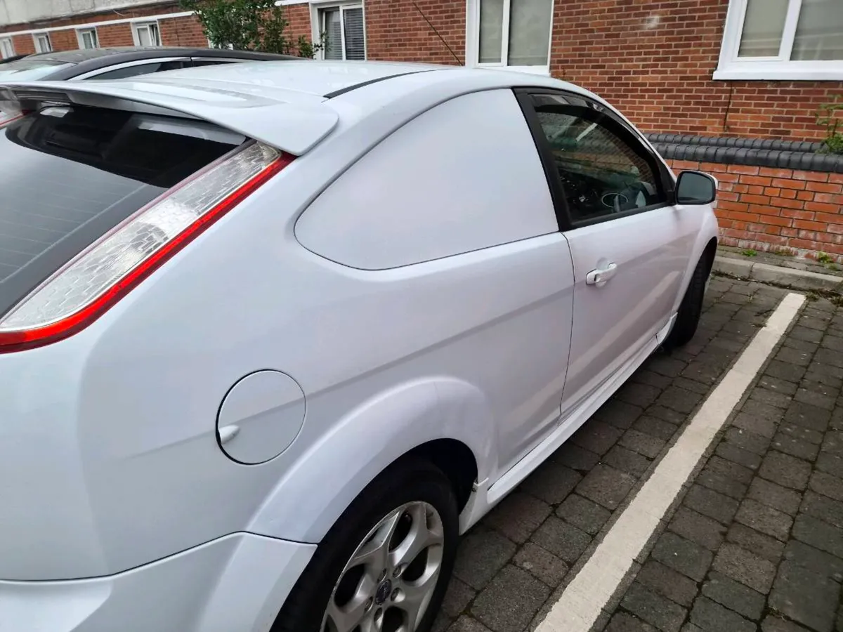 Ford focus car van - Image 1