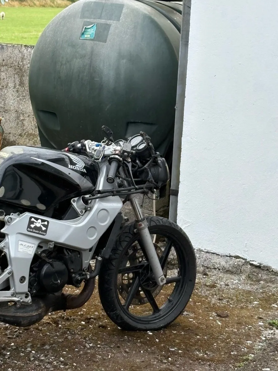 Honda NSR 2001 - Image 1