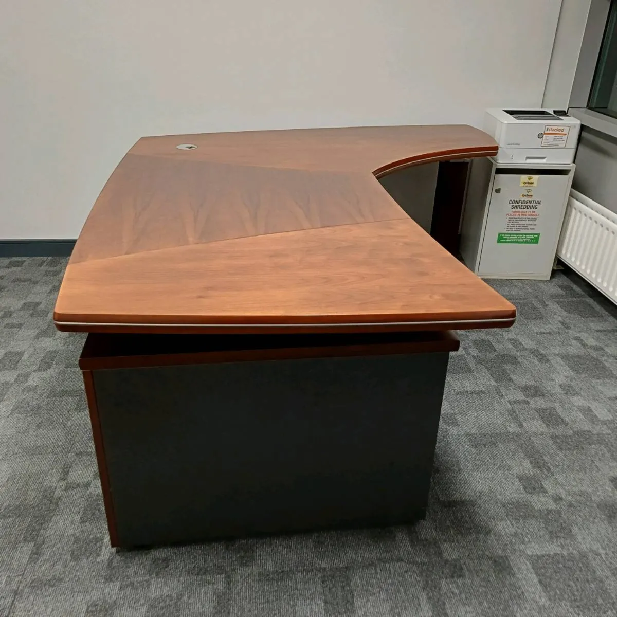 Magnificent Solid Oak Desk - Image 2