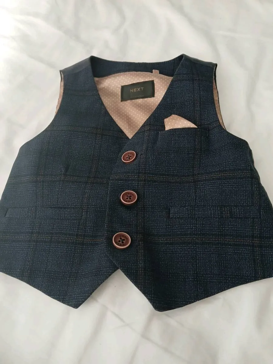 Baby boy's waistcoat - Image 1