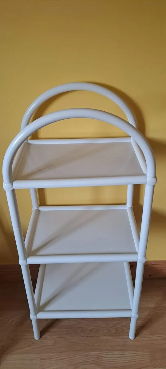Free Standing Unit