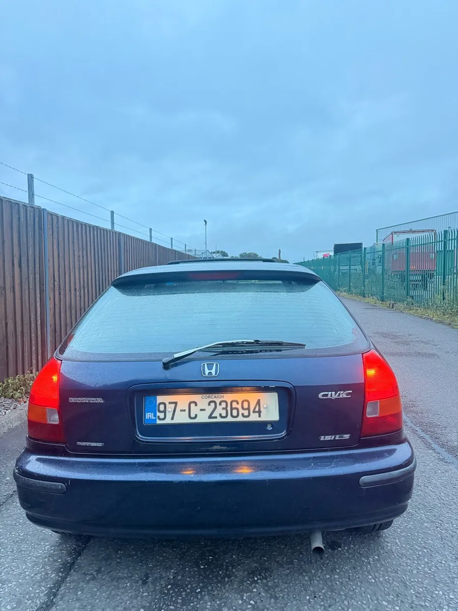 Honda Civic 1.5ils 1997 - Image 4