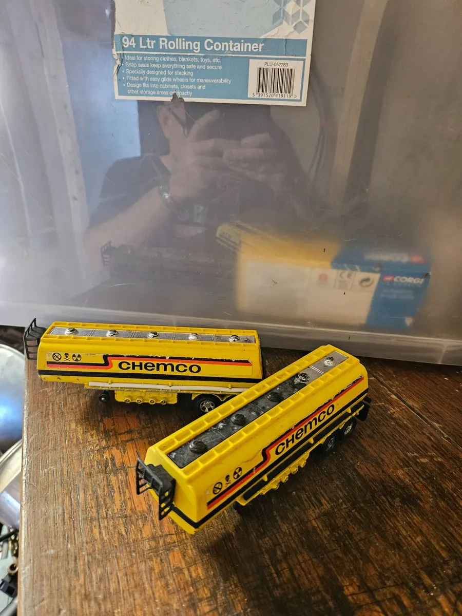 Matchbox Superkings Tanker Trailers - Image 1