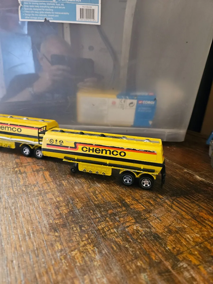 Matchbox Superkings Tanker Trailers - Image 2