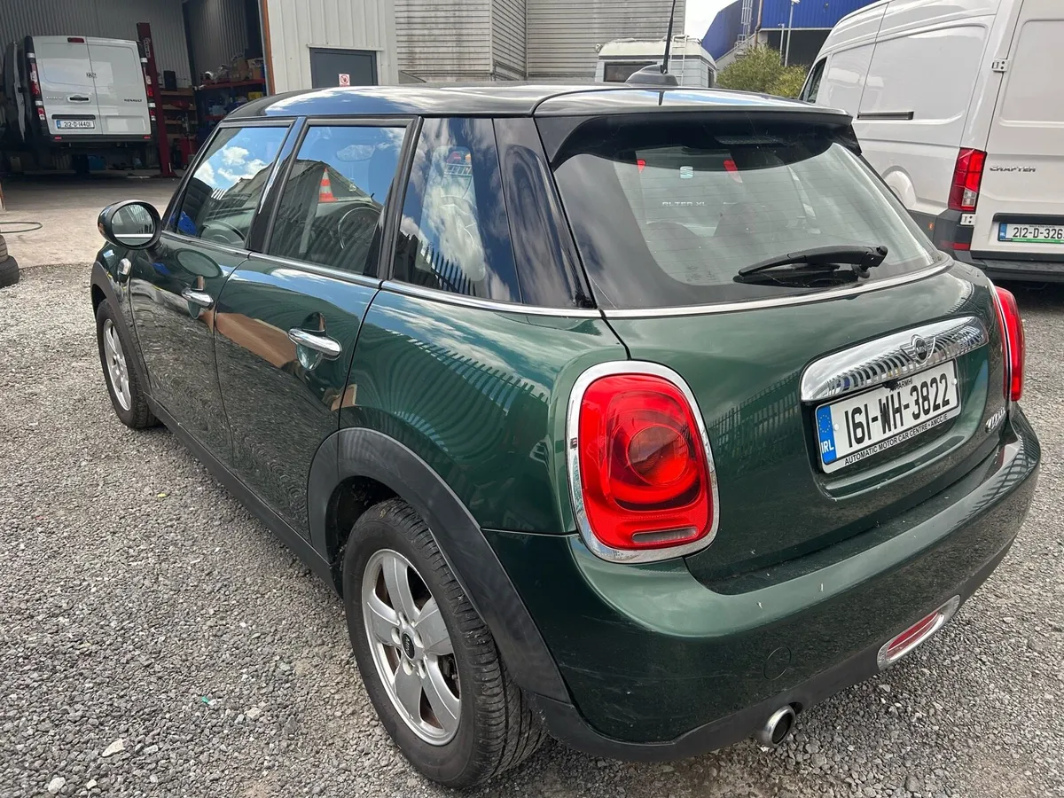 Mini automatic 1.5 petrol 4door - Image 2