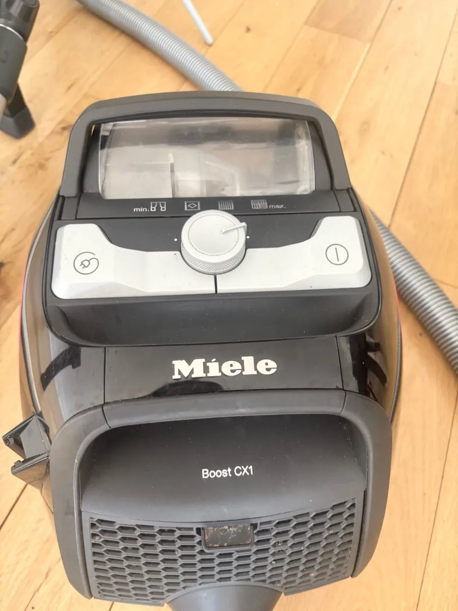 Miele bagless vacuum - Image 2