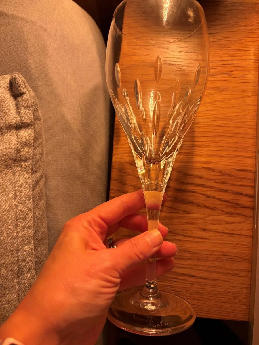 Galway Crystal Raindrops Large Goblets Set of 4, - Image 3