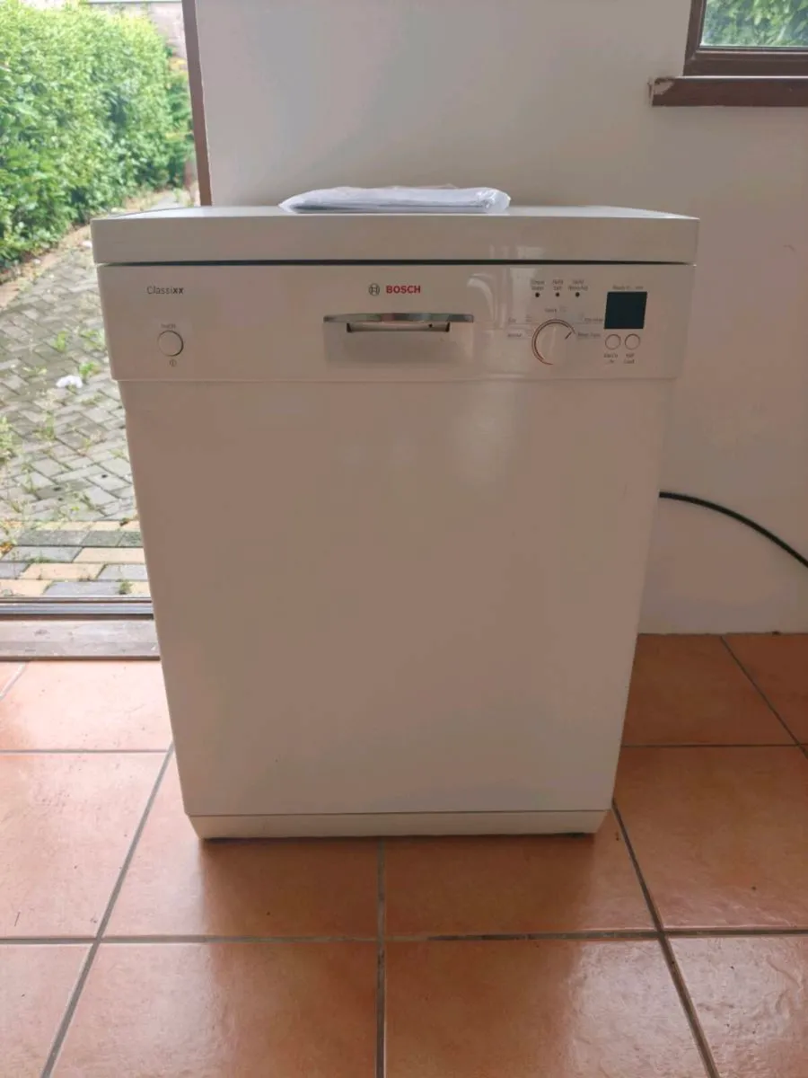 Bosch classic dishwasher - Image 1