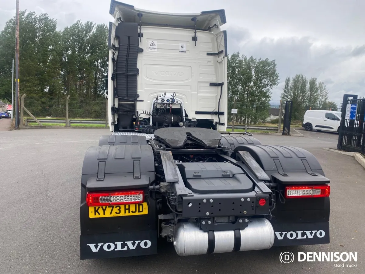 Volvo FM460 Globetrotter (Dec 2023) For Sale - Image 4