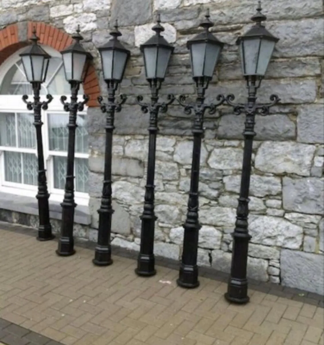 Brand new cast iron avenue lamps - Image 3